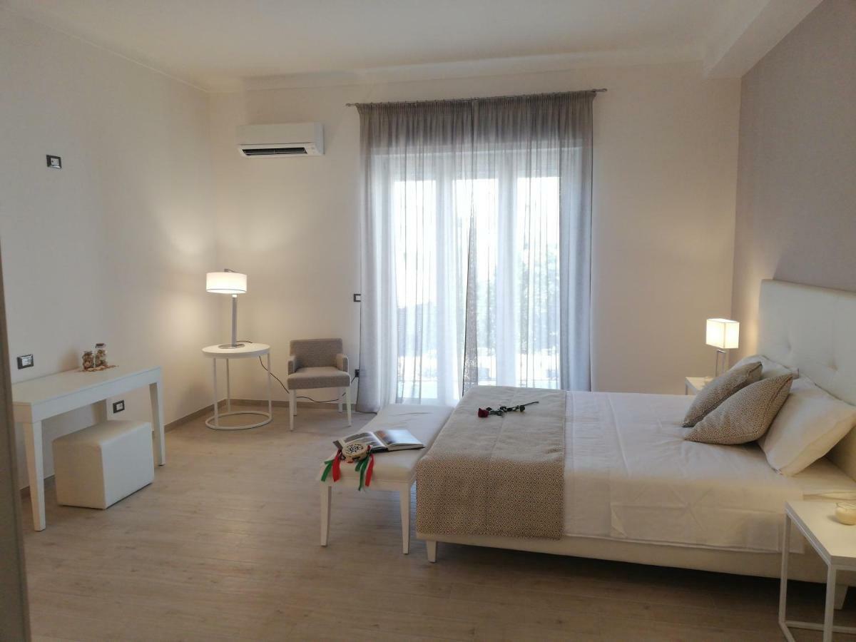 Kaloneiro Guest House Corigliano dʼOtranto Eksteriør billede